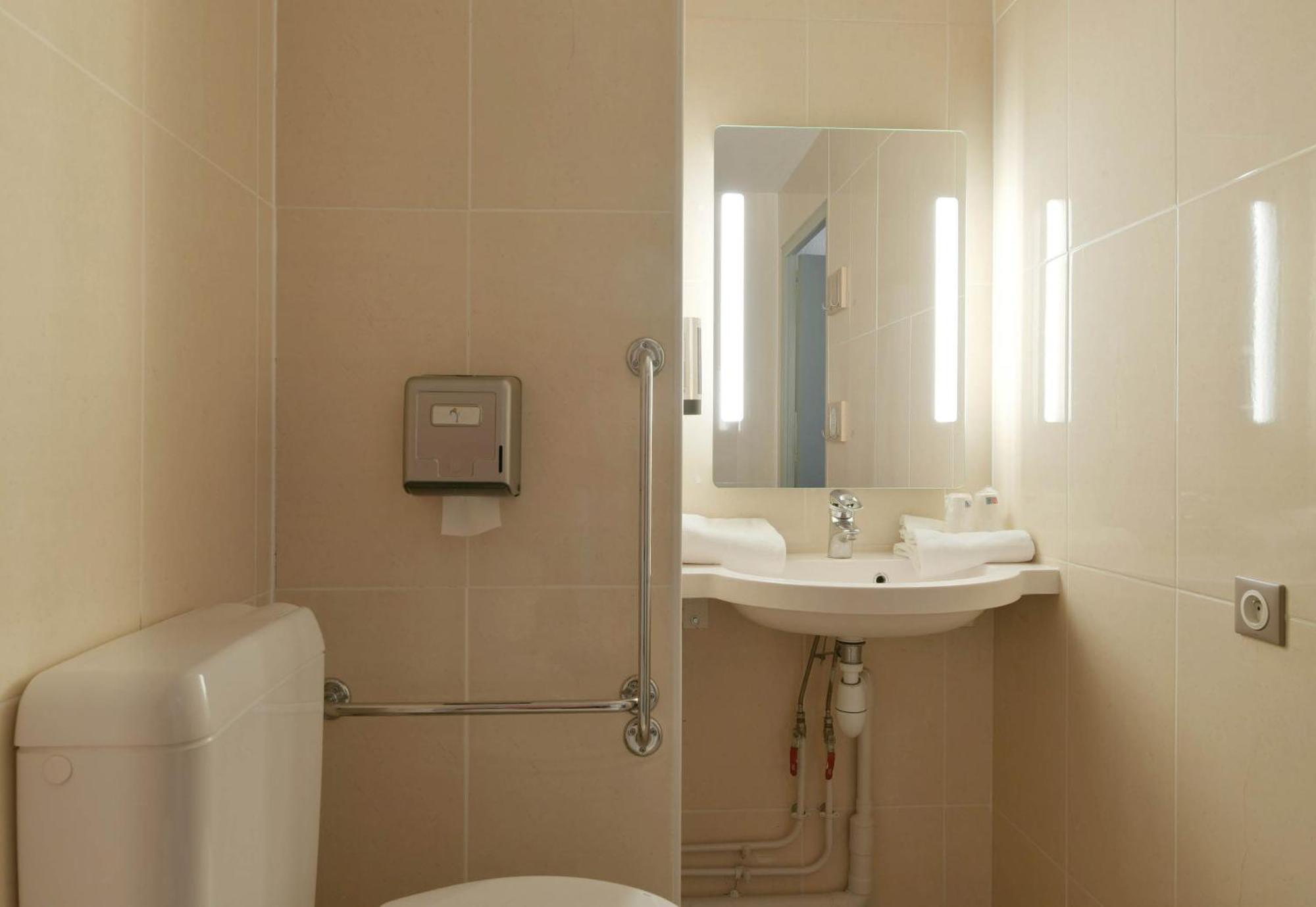 B&B Hotel Le Mans Sud Арнаж Екстериор снимка