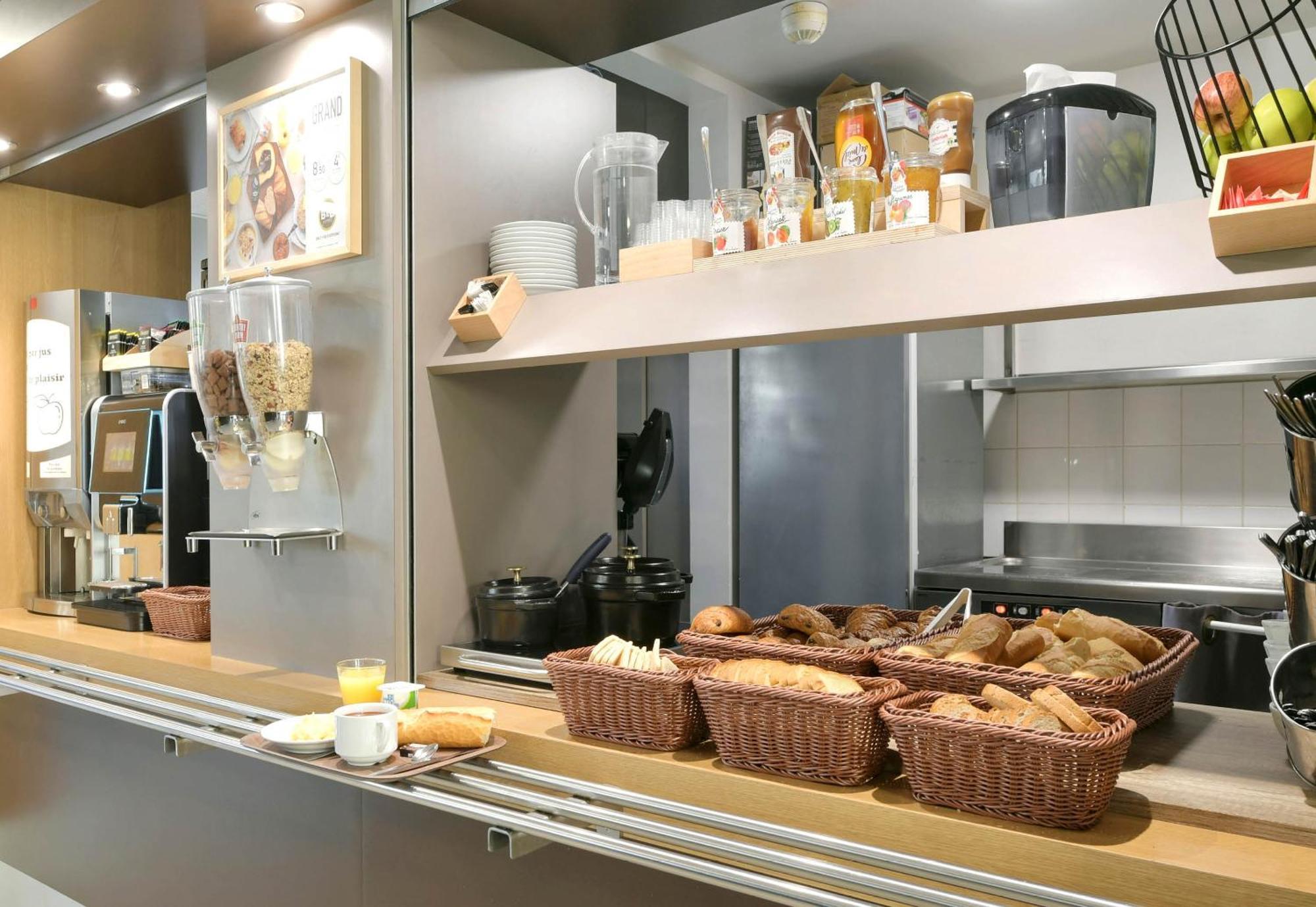 B&B Hotel Le Mans Sud Арнаж Екстериор снимка